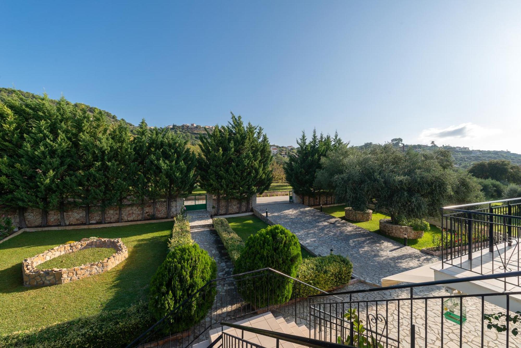 Vista Verde Studios & Apartments Svoronata Esterno foto