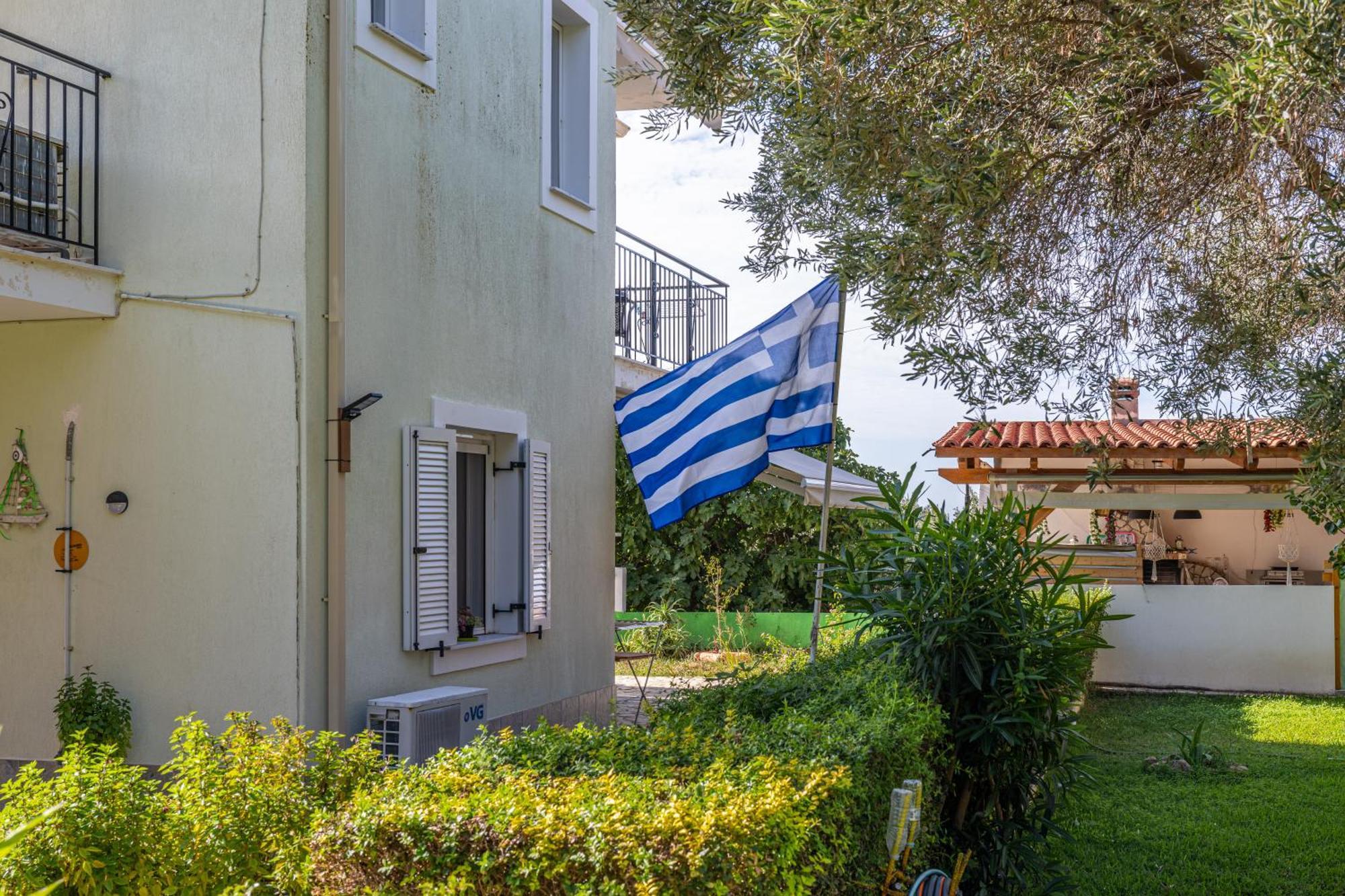 Vista Verde Studios & Apartments Svoronata Esterno foto